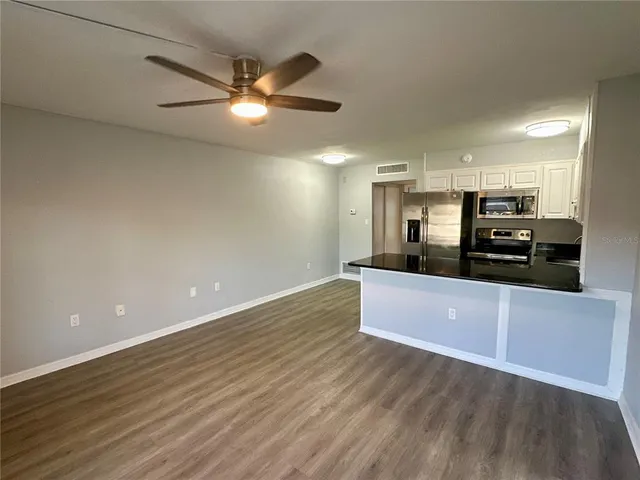 $1,350 | 1860 Phillippi Shores Drive, Unit 7A, Sarasota, FL 34231