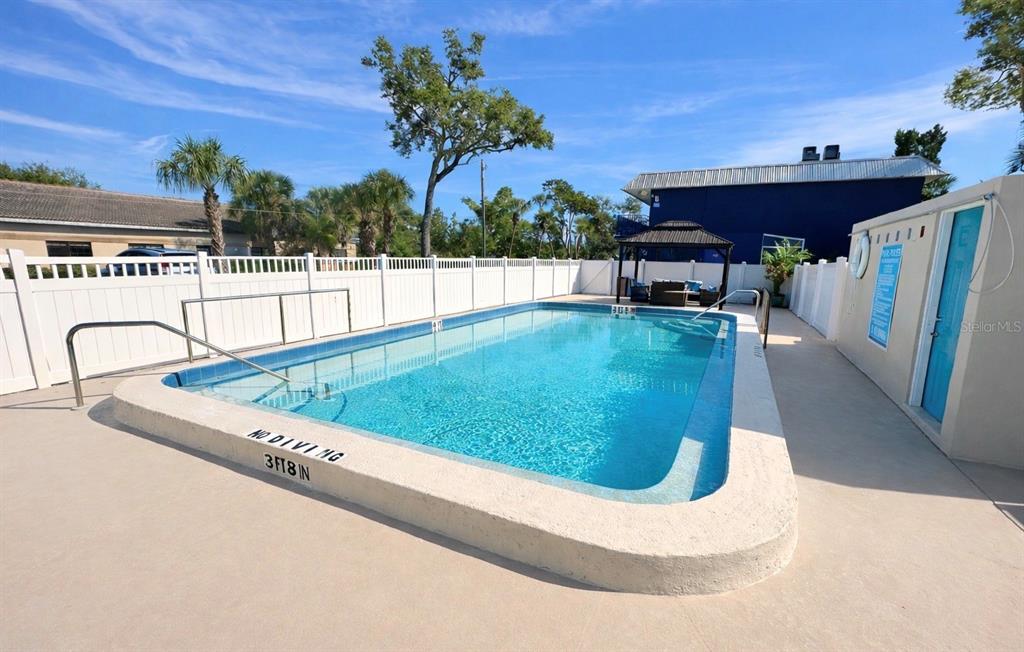 1860 Phillippi Shores Drive, Unit 7A Sarasota, FL 34231 - Photo 8 of 21