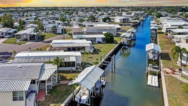 $175,000 | 134 West St Annes Circle, Apollo Beach, FL 33572