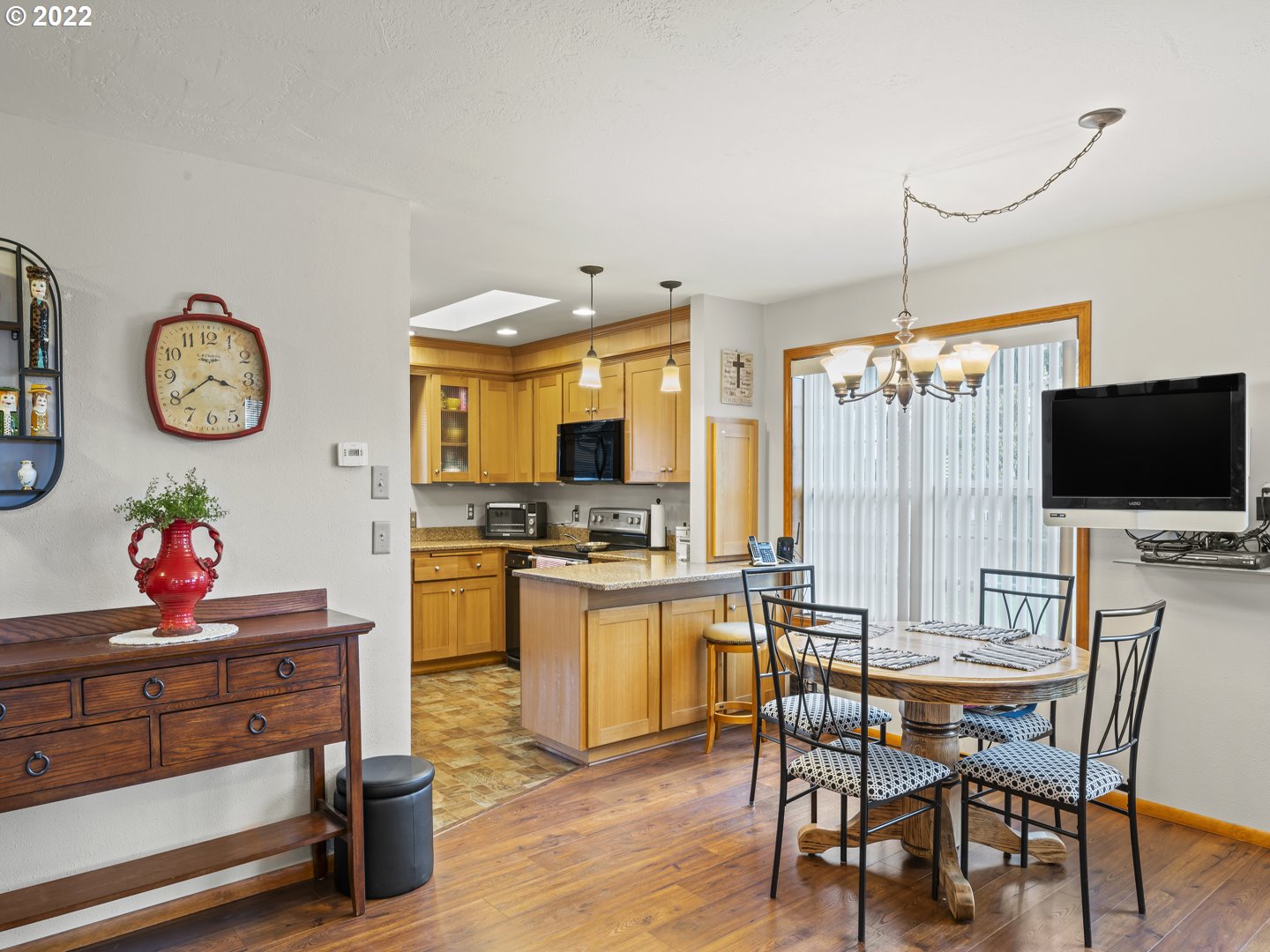 95960 Noraton Road Junction City, OR 97448 - Photo 6 of 32 Gallery Image 6