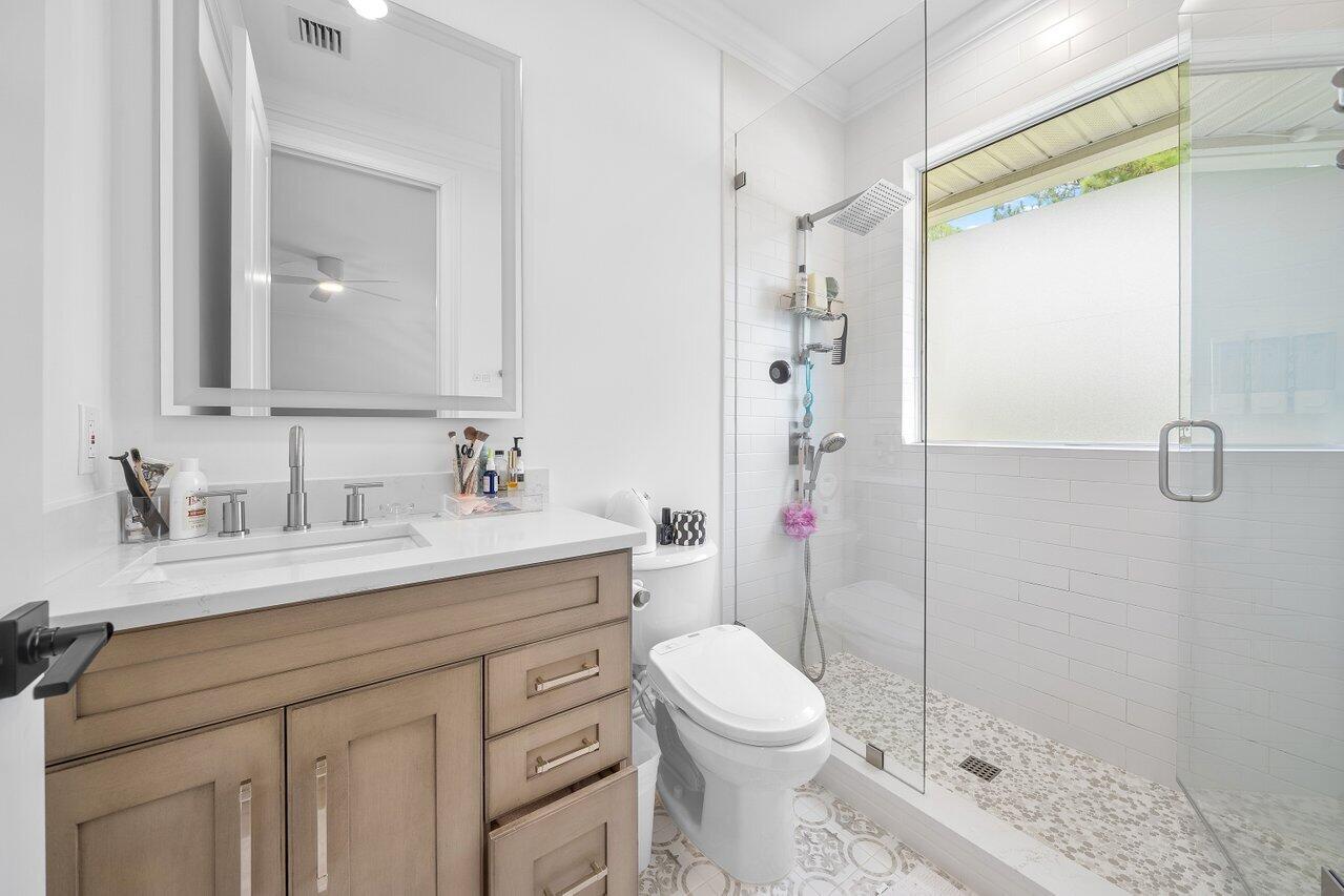 11871 160th Road North Jupiter, FL 33478 - Photo 29 of 66 Ensuite
