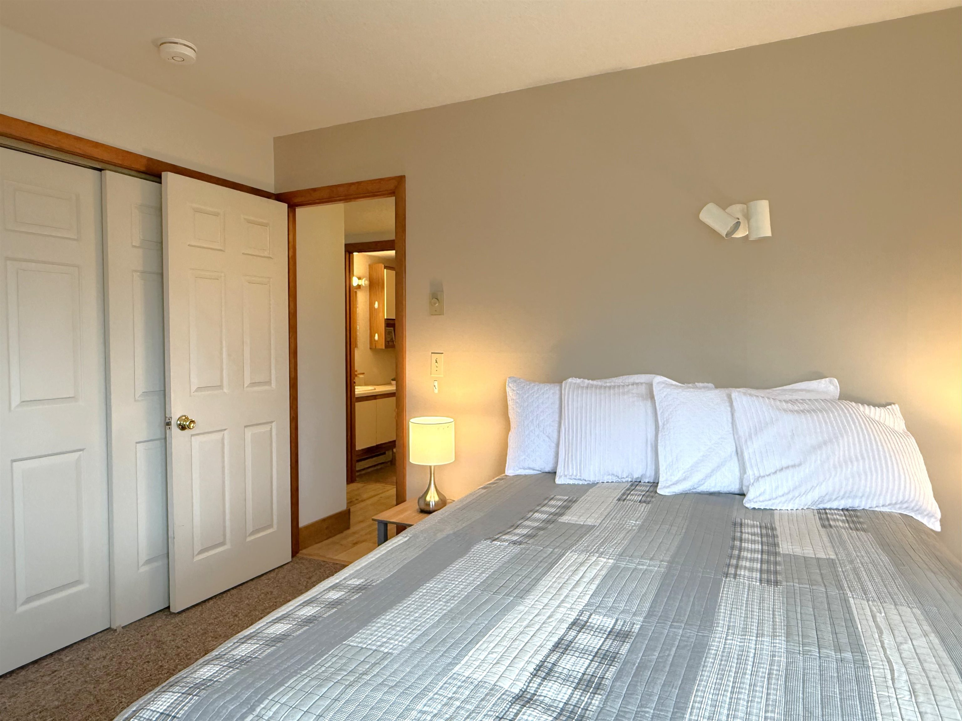 334 Slopeside Road, Unit 4001 Jay, VT 05859 - Photo 17 of 19