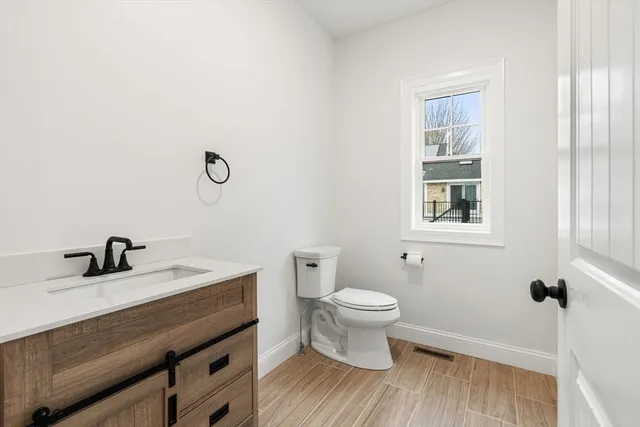 $1,249,900 | 251 Clark Road, Lowell, MA 01852