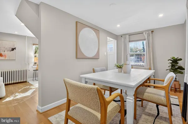 $1,049,900 | 109 North Brookside Drive, Arlington, VA 22201