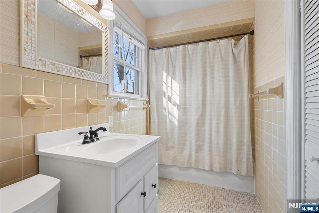 59 West Passaic Street Maywood, NJ 07607 - Photo 17 of 31