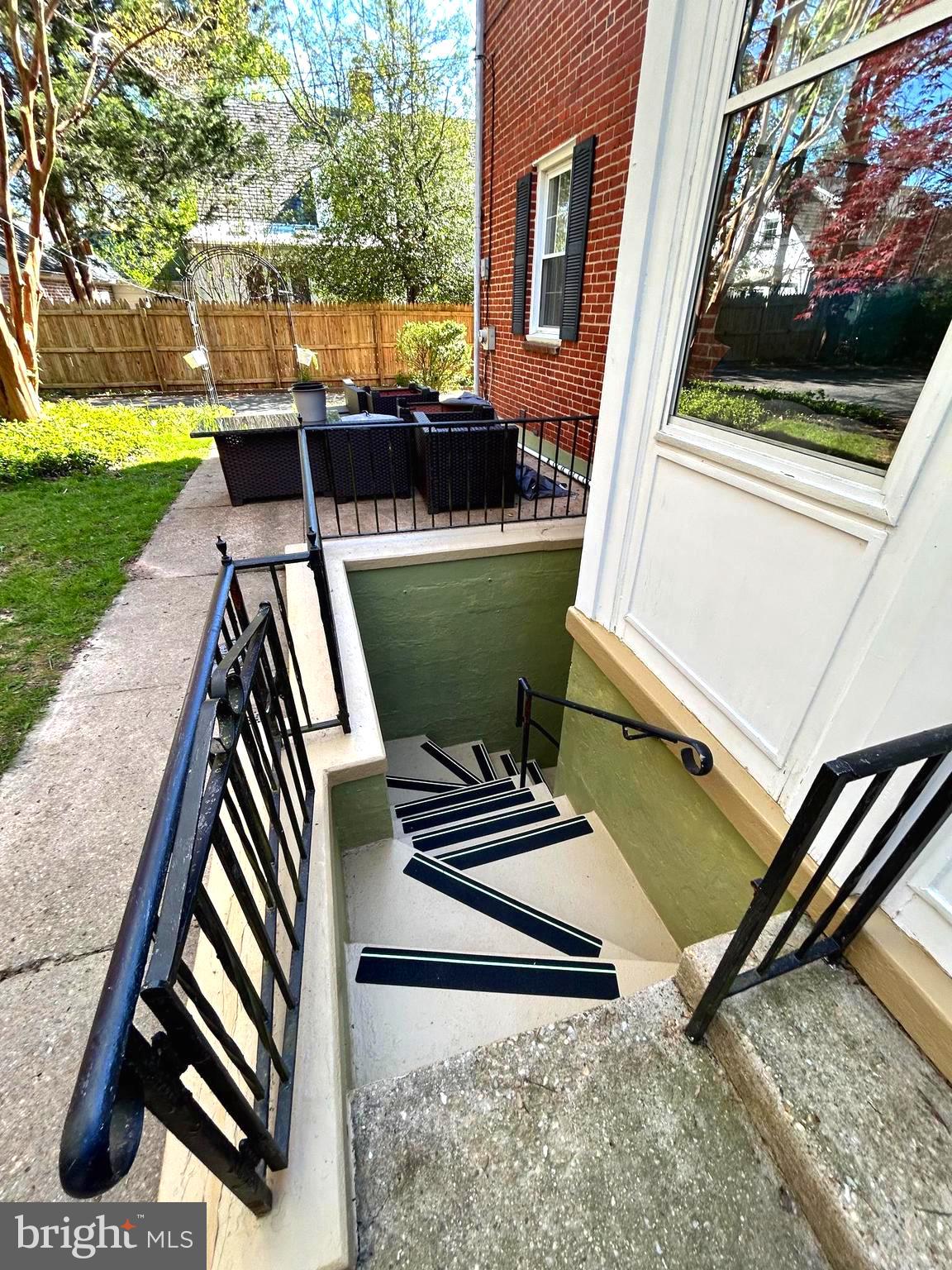 5603 Roland Avenue Baltimore, MD 21210 - Photo 28 of 32