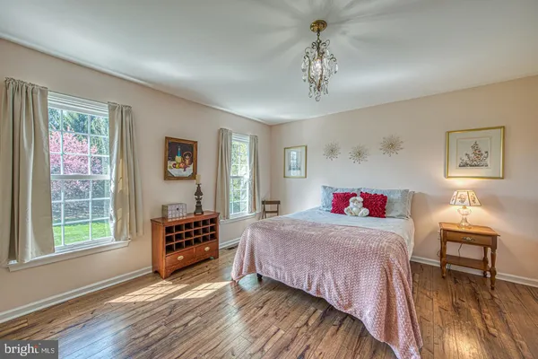 $1,050,000 | 442 Chambers Lane, West Chester, PA 19382