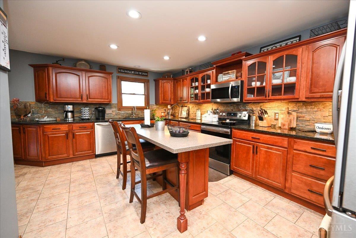 3483 Spyglass Ridge Hamilton, OH 45013 - Photo 9 of 75 Gallery Image 9