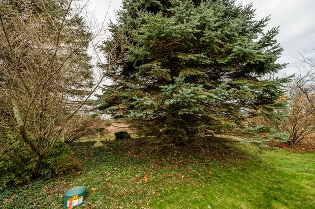 $319,000 | 2350 Shoreham Highlands Street, St. Joseph, MI 49085