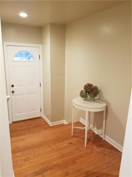 2144 Hulton Road Verona, PA 15147 - Photo 17 of 18 Gallery Image 17