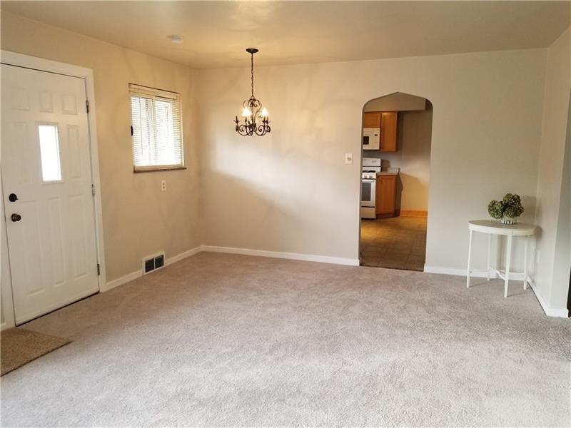 2144 Hulton Road Verona, PA 15147 - Photo 4 of 18 Gallery Image 4