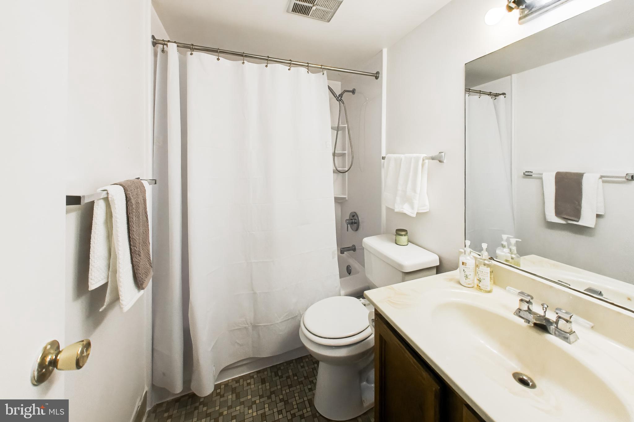 14424 Parkvale Road, Unit 2 Rockville, MD 20853 - Photo 13 of 19 Bathroom