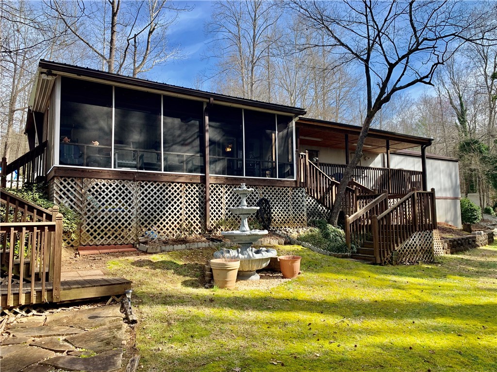 135 Dawn Cove Road Seneca, SC 29678 - Photo 4 of 18 Gallery Image 4