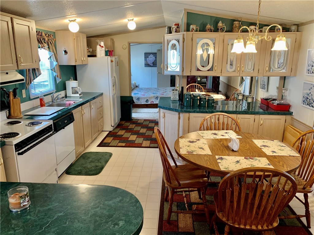 135 Dawn Cove Road Seneca, SC 29678 - Photo 10 of 18 Gallery Image 10