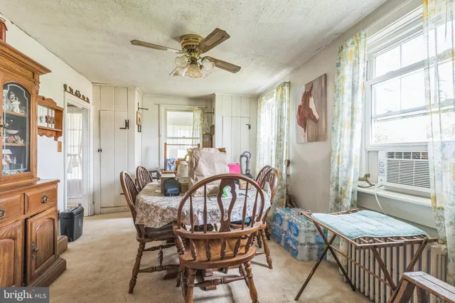 $650,000 | 1466 Schwenksville Road, Schwenksville, PA 19473