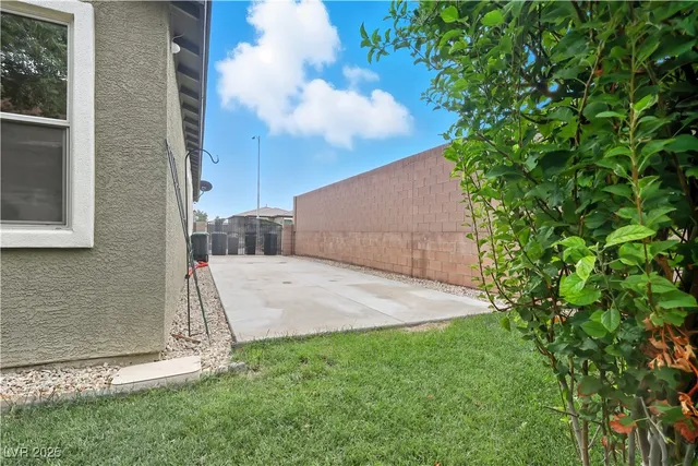 $385,000 | 2366 Brookings Harbor Drive, Laughlin, NV 89029