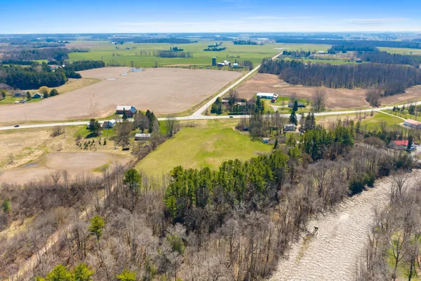 $144,900 | 9932 County Highway, Manitowoc, WI 54220