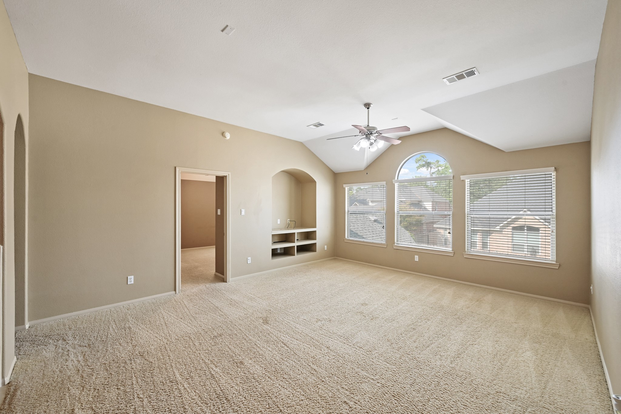 12527 Cape Sable Court Humble, TX 77346 - Photo 30 of 39 a view of an empty room with a window
