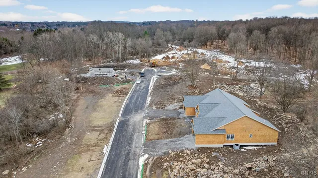 $579,000 | 28 A Free Fall Lane, Onondaga, NY 13215