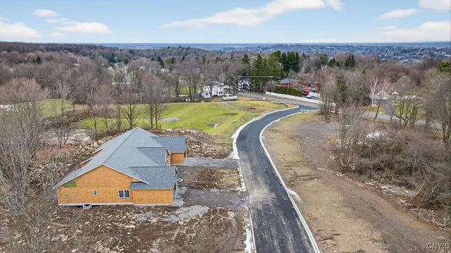 $579,000 | 28 A Free Fall Lane, Onondaga, NY 13215