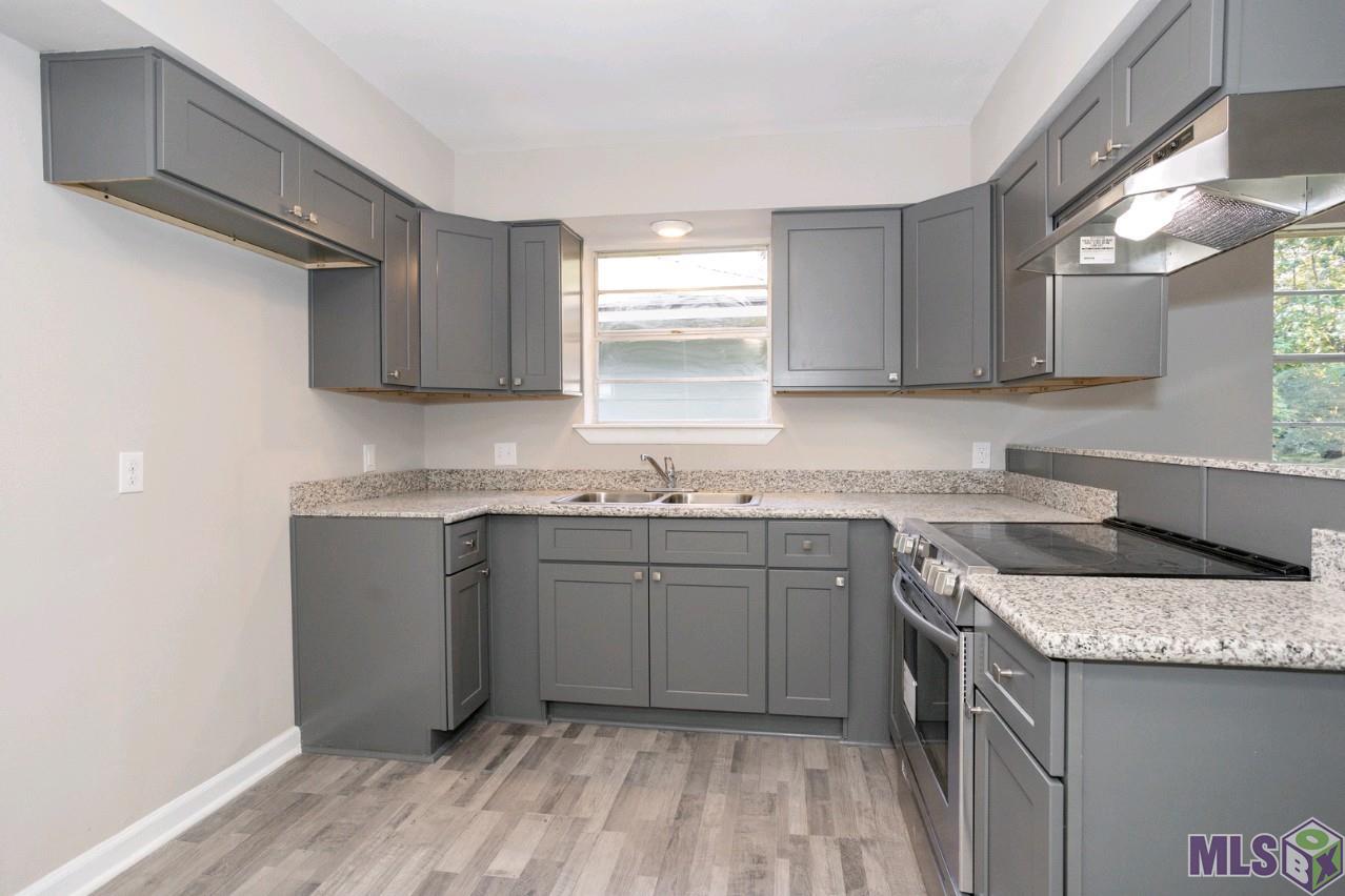 13912 Rampart Court Baton Rouge, LA 70810 - Photo 7 of 19