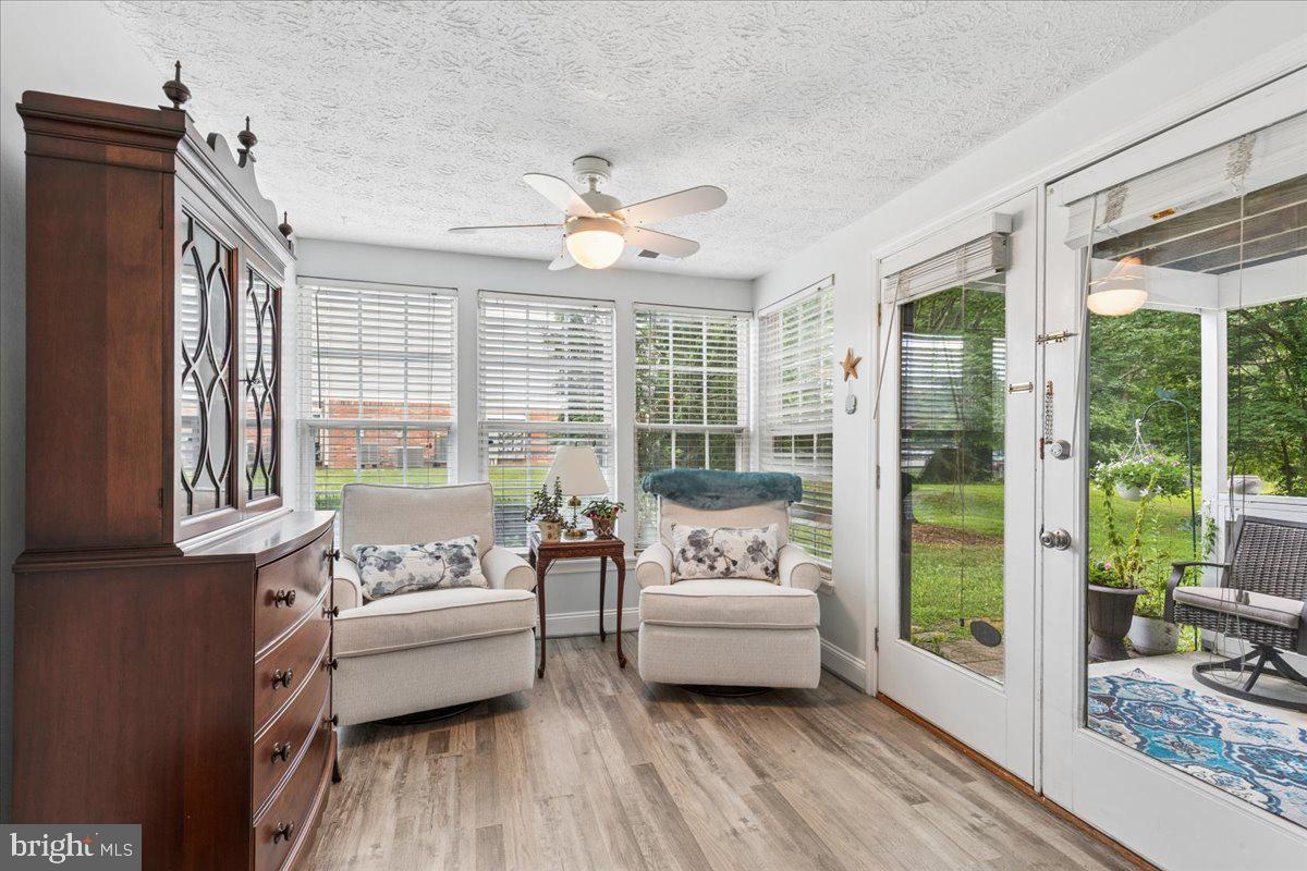 625 Deering Road, Unit 2A Pasadena, MD 21122 - Photo 9 of 32 Light-filled Sun Room