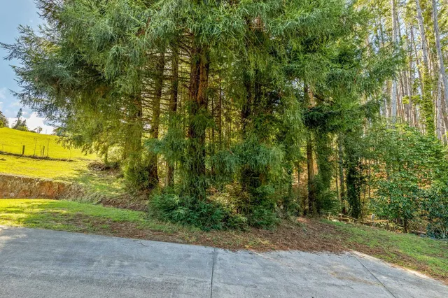 $1,900,000 | 2640 Olinda Road, Makawao, HI 96768