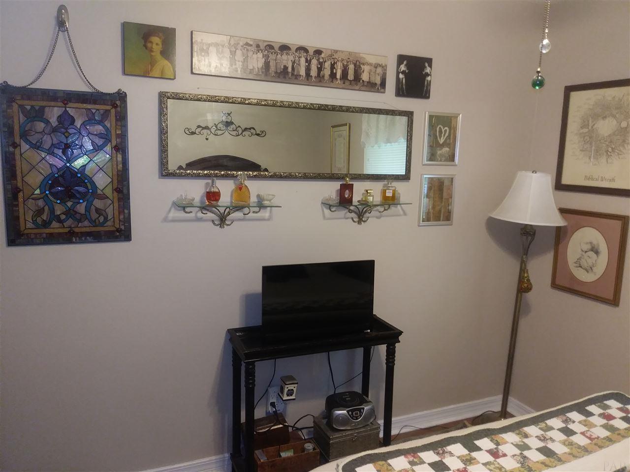 5672 Avondale Road Pensacola, FL 32526 - Photo 16 of 25 Gallery Image 16