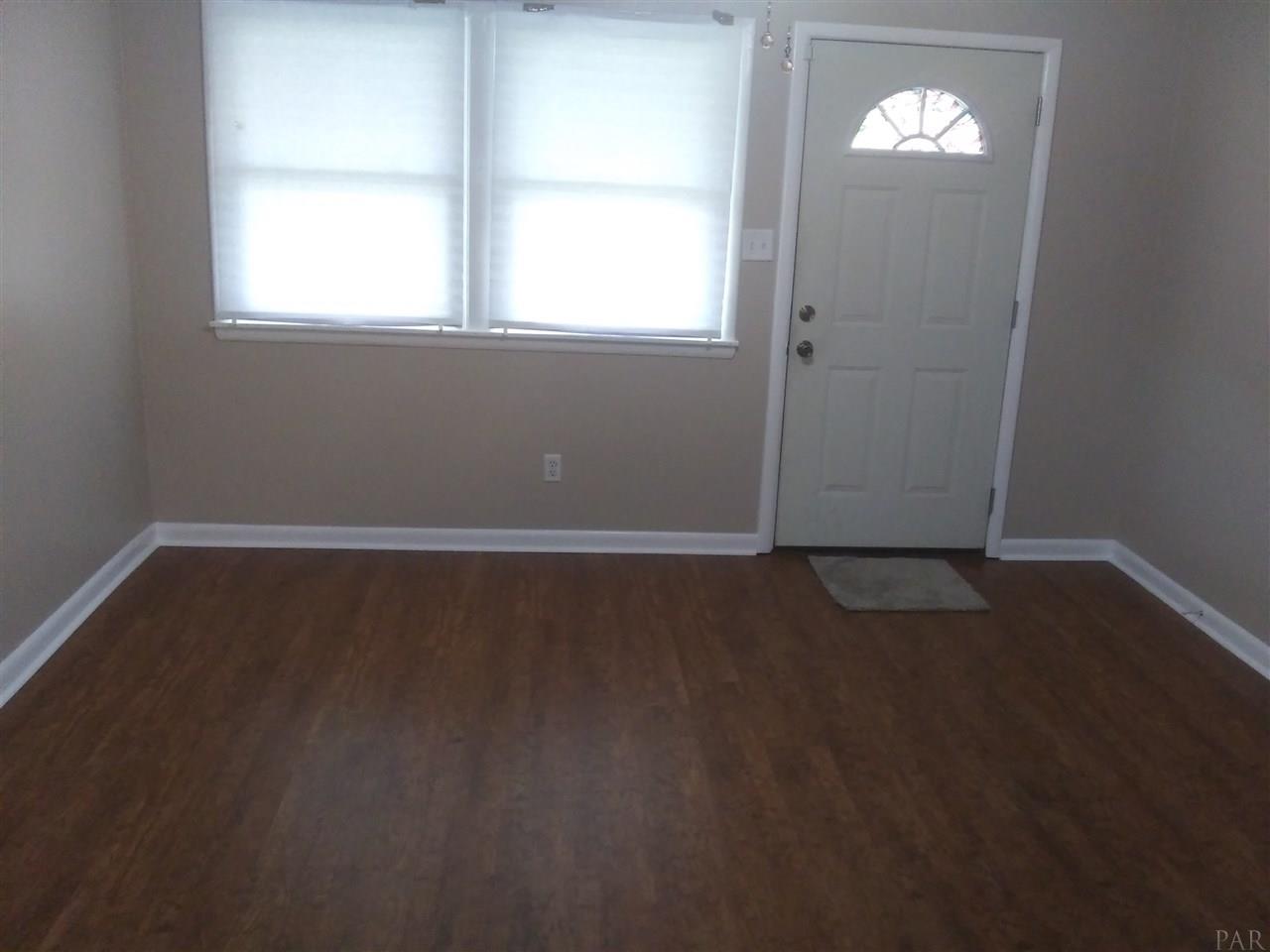5672 Avondale Road Pensacola, FL 32526 - Photo 4 of 25 Gallery Image 4