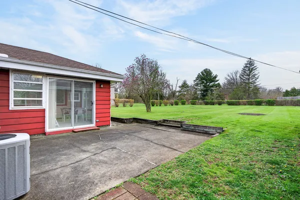 $440,000 | 102 West Elaine Circle, Prospect Heights, IL 60070
