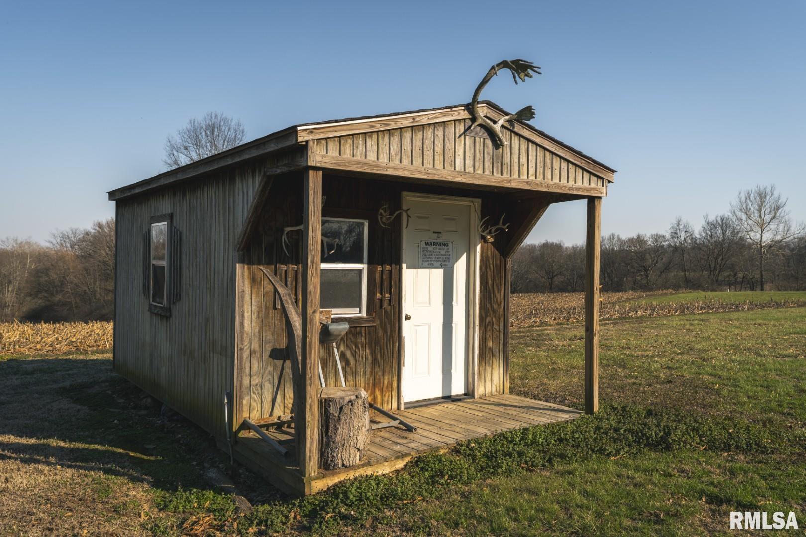 896 Northeast 1300 Street Roodhouse, IL 62082 - Photo 25 of 89