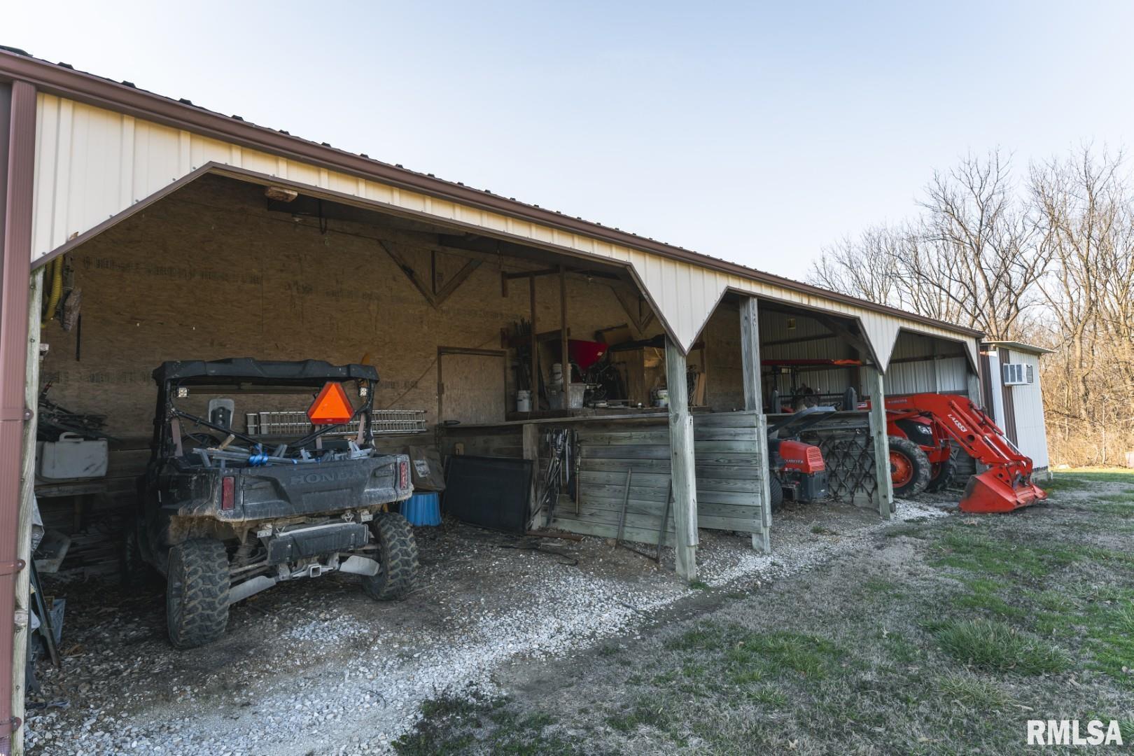 896 Northeast 1300 Street Roodhouse, IL 62082 - Photo 27 of 89