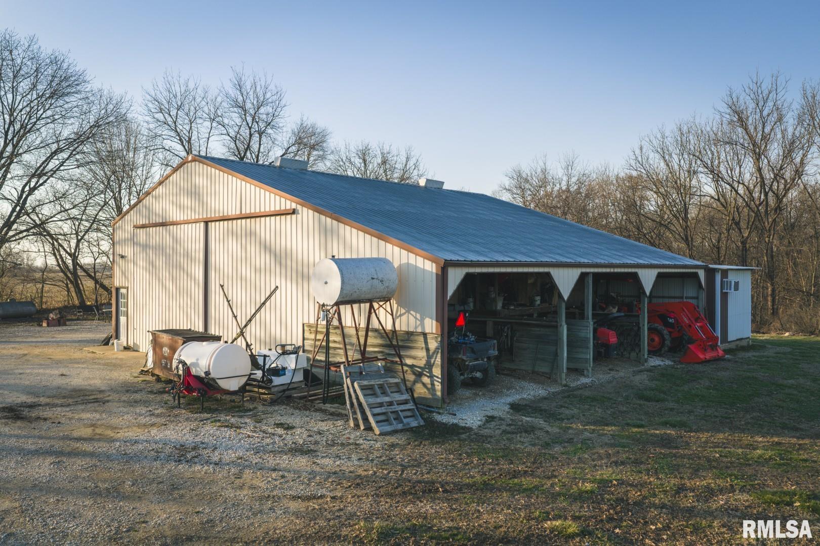 896 Northeast 1300 Street Roodhouse, IL 62082 - Photo 28 of 89