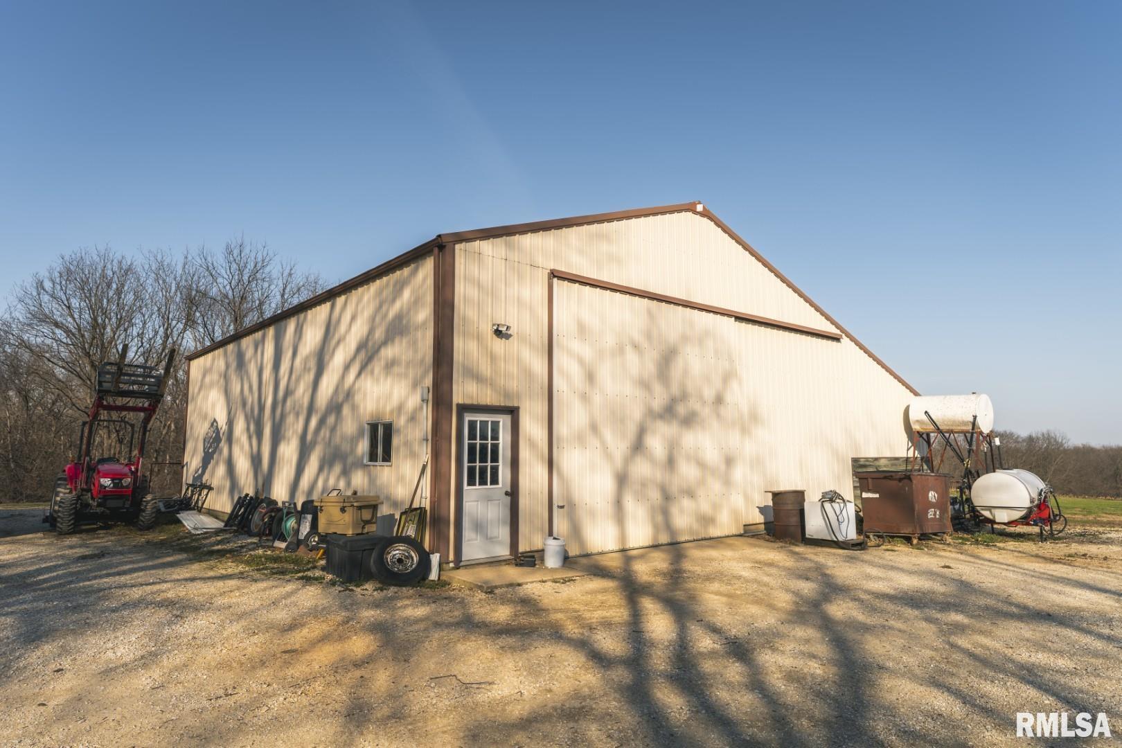 896 Northeast 1300 Street Roodhouse, IL 62082 - Photo 29 of 89