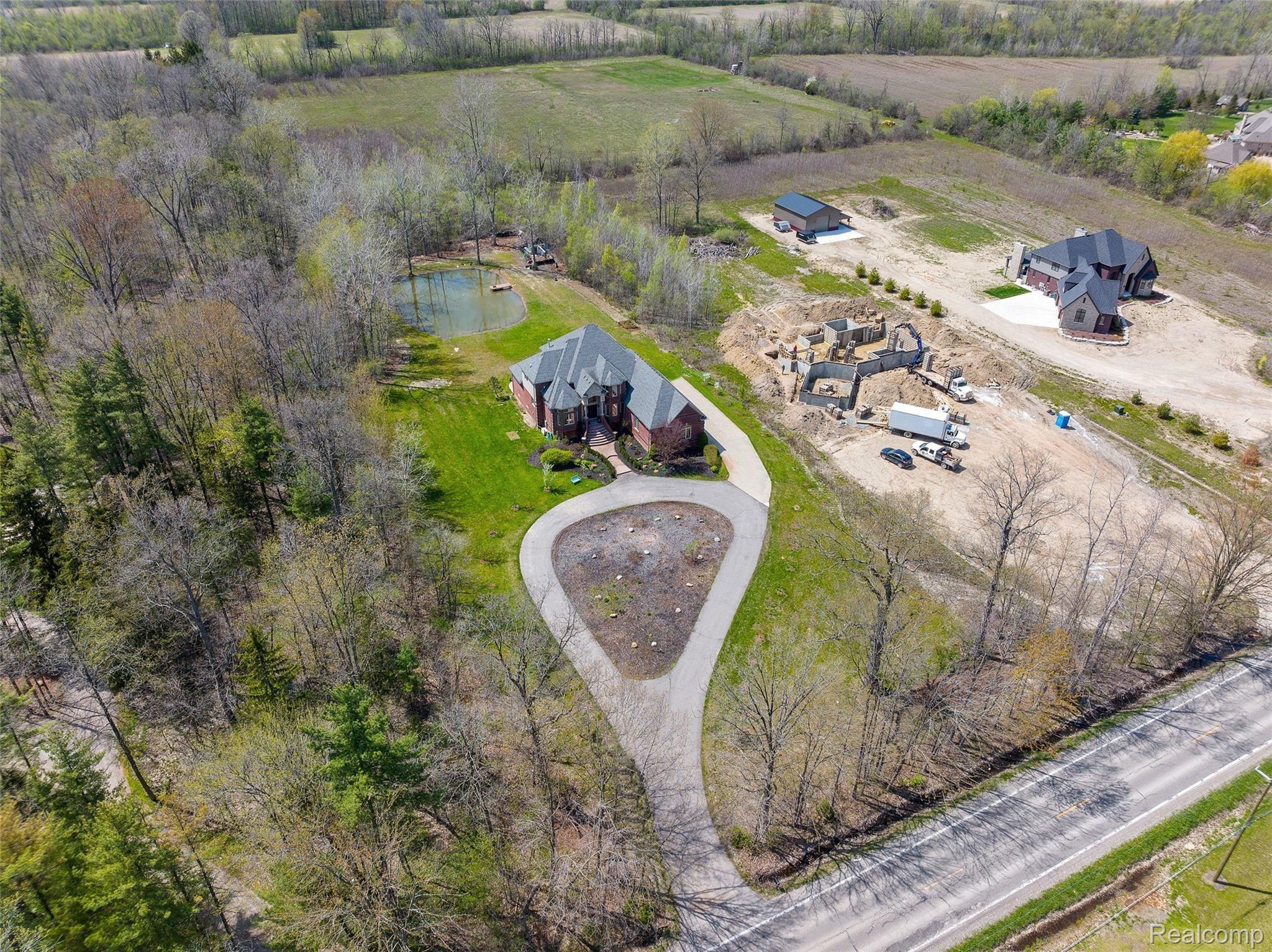 62031 Romeo Plank Road Ray, MI 48096 - Photo 12 of 47 RM 11.jpeg