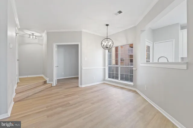 $2,150 | 678 Gateway Drive Southeast, Unit 911, Leesburg, VA 20175