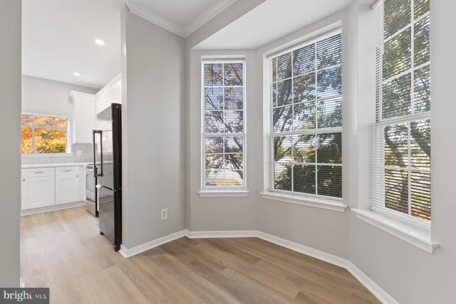 $2,150 | 678 Gateway Drive Southeast, Unit 911, Leesburg, VA 20175