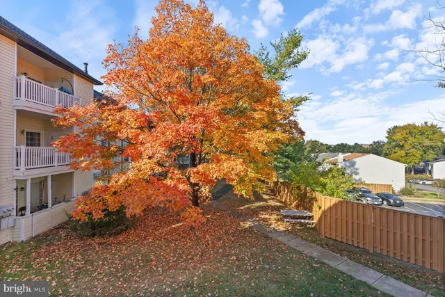 $2,150 | 678 Gateway Drive Southeast, Unit 911, Leesburg, VA 20175