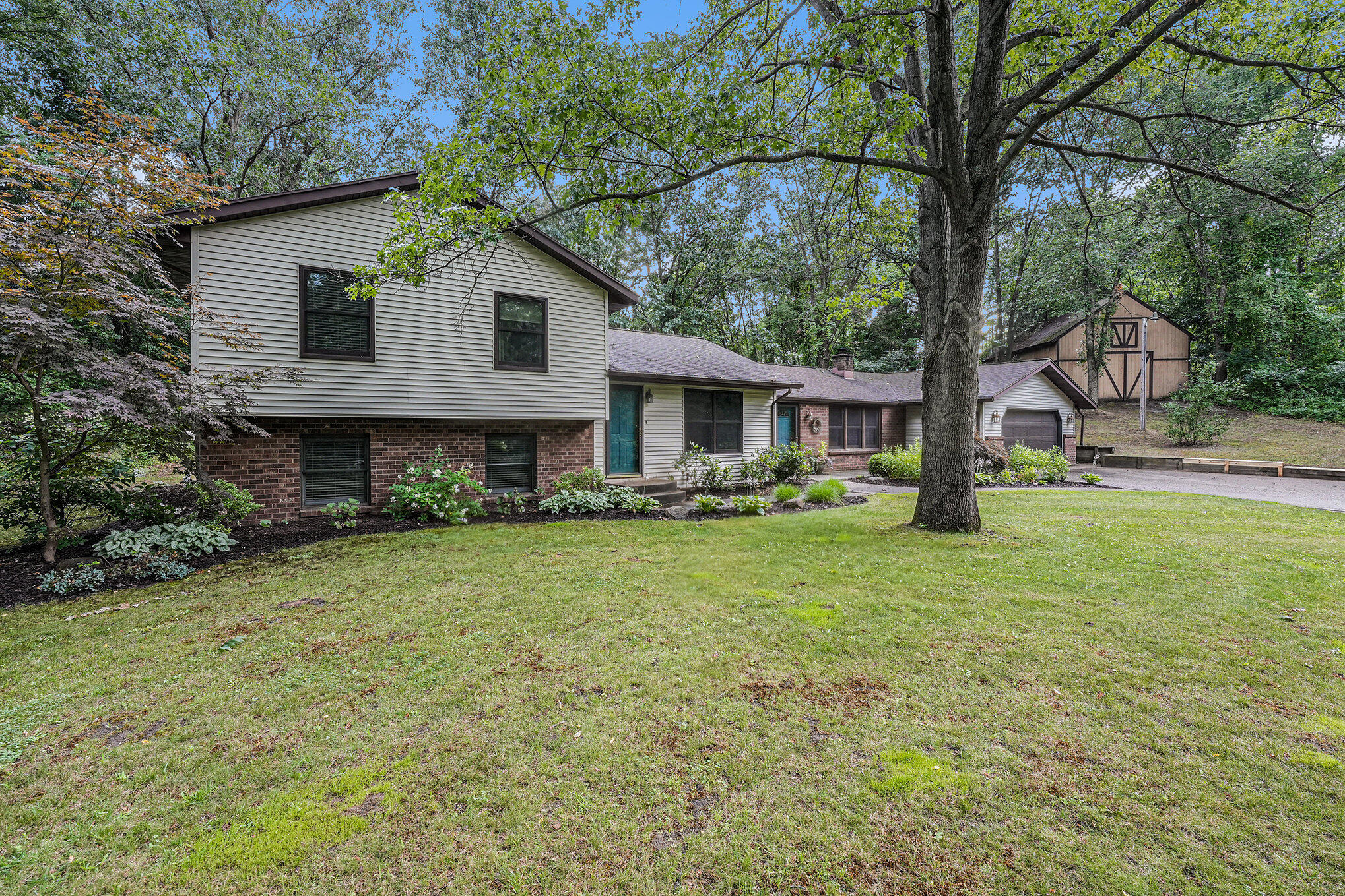 6450 5 Mile Road Northeast Ada, MI 49301 - Photo 7 of 29 026_photo_jul_29_2024_4_25_05_pm