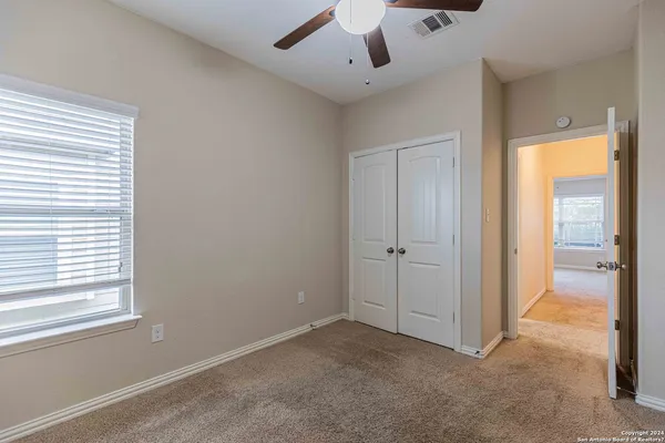 $1,699 | 9122 Vondel Park, Converse, TX 78109