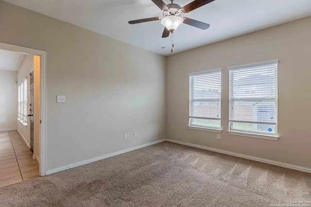 $1,750 | 9122 Vondel Park, Converse, TX 78109