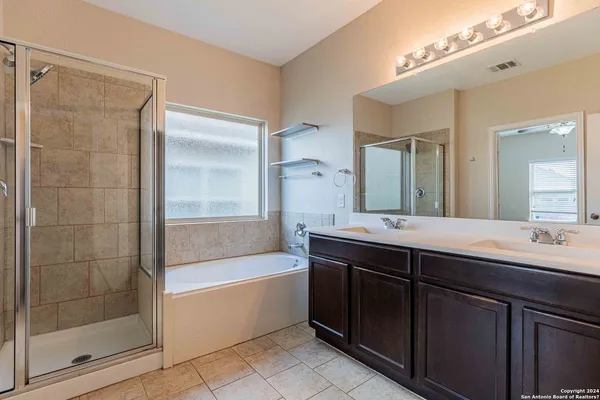 $1,699 | 9122 Vondel Park, Converse, TX 78109