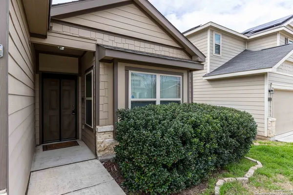 $1,699 | 9122 Vondel Park, Converse, TX 78109