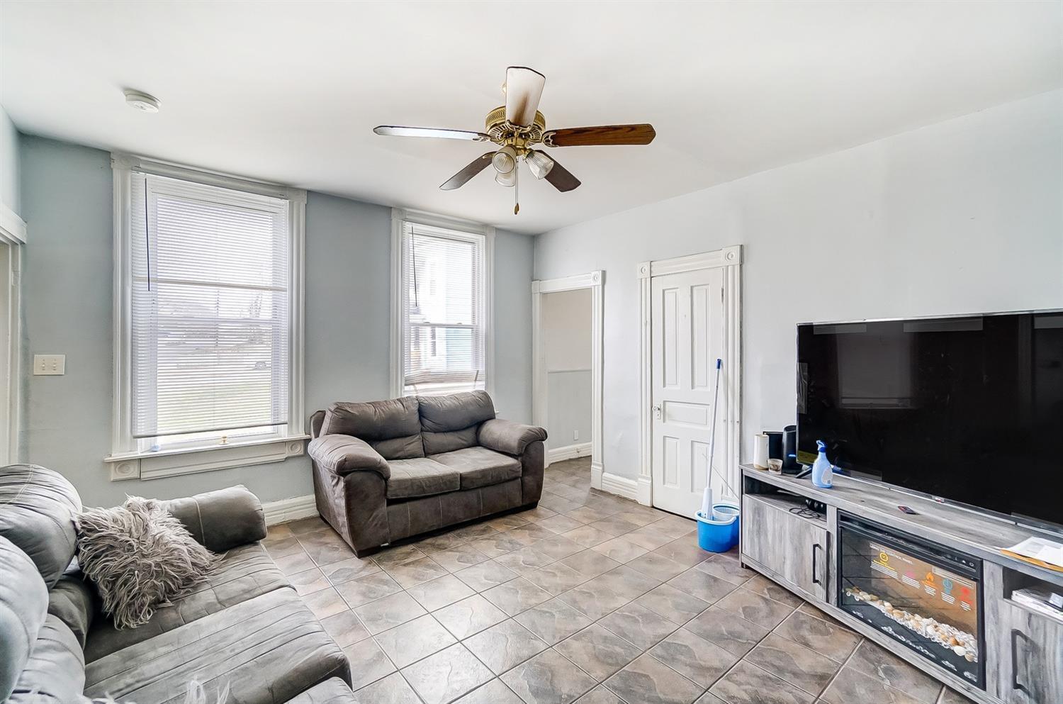 3126 River Road Cincinnati, OH 45204 - Photo 9 of 36