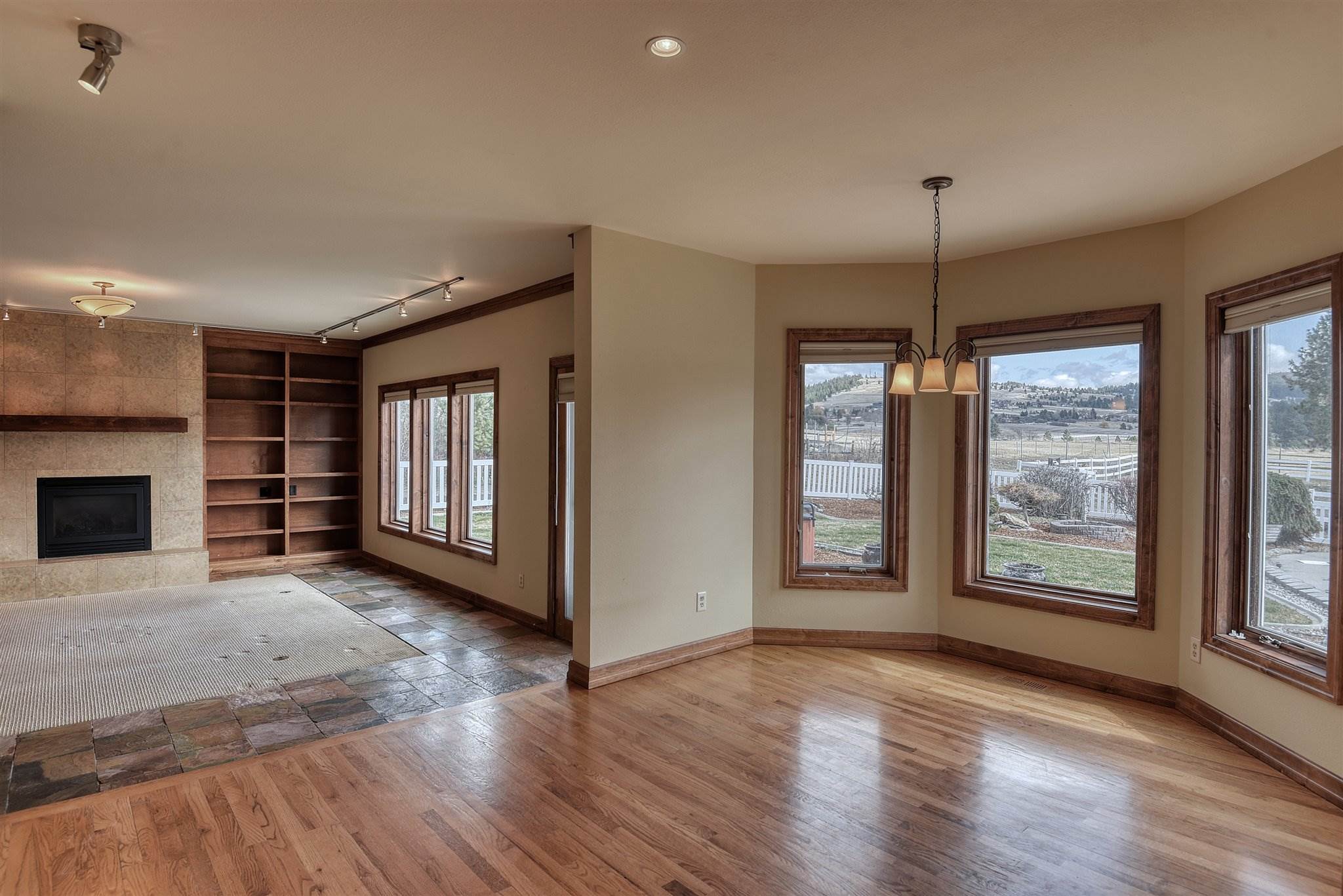 7209 South Meadows Road Spokane, WA 99223 - Photo 14 of 50 Gallery Image 14