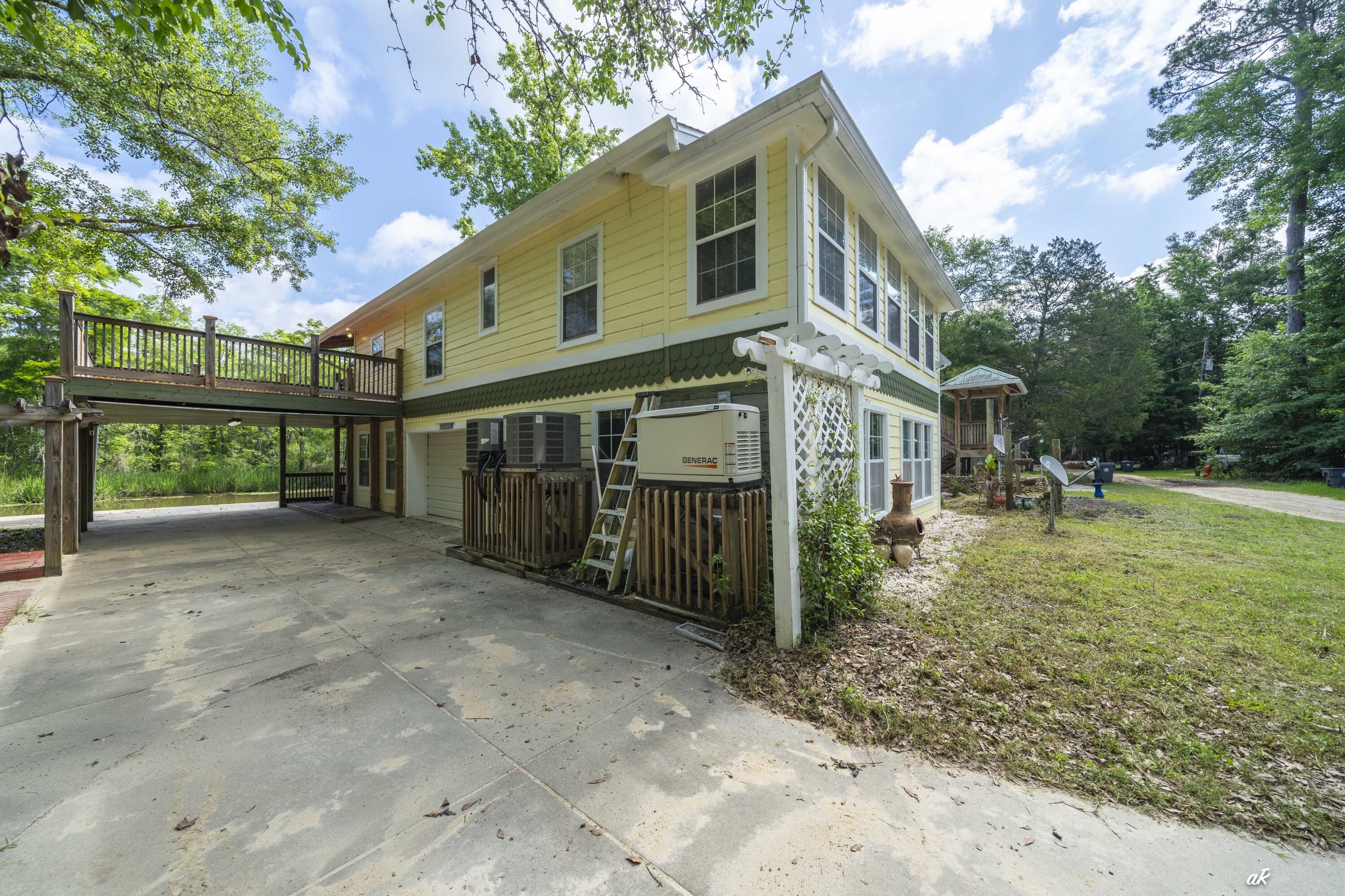 7930 Bunker Road Vernon, FL 32462 - Photo 18 of 68 Front Left