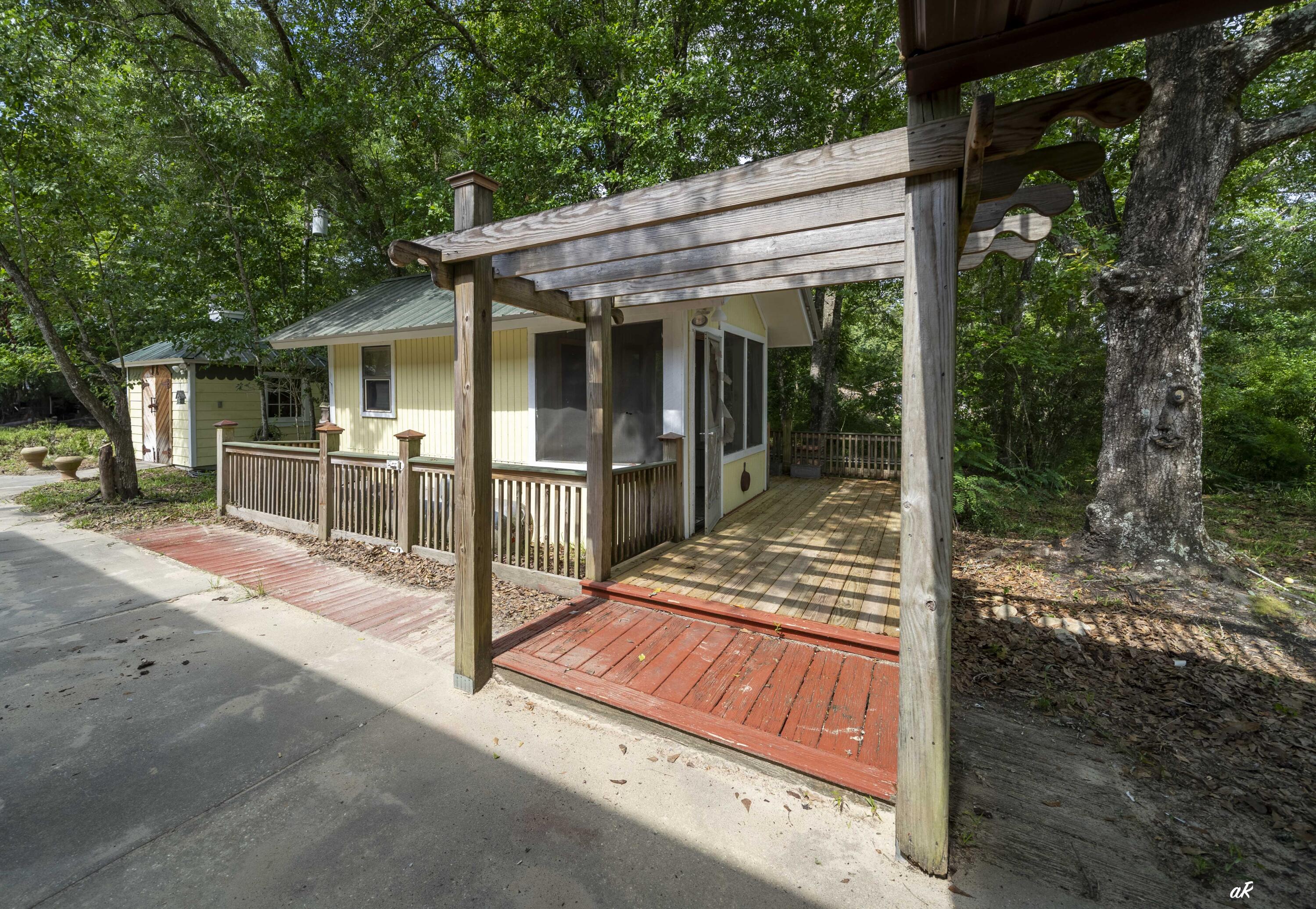 7930 Bunker Road Vernon, FL 32462 - Photo 21 of 68 Shed or Guest house
