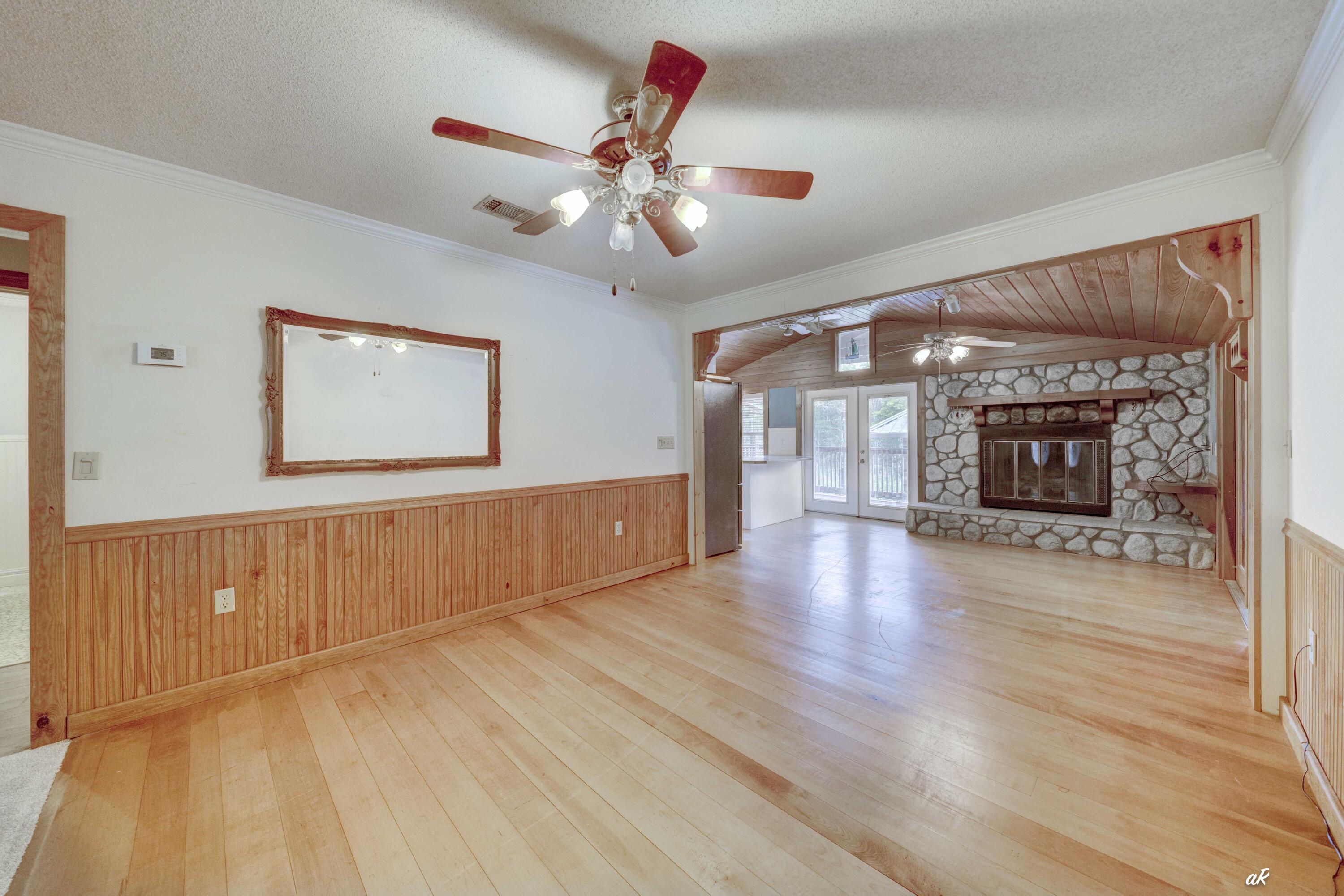 7930 Bunker Road Vernon, FL 32462 - Photo 32 of 68 Living