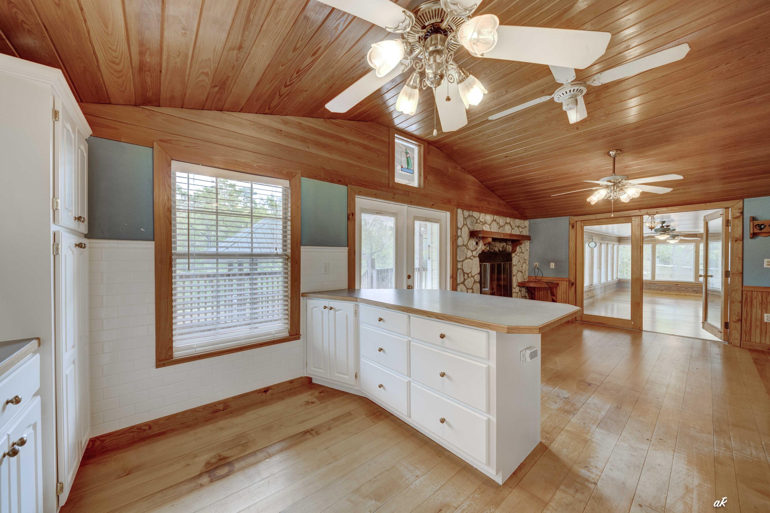 7930 Bunker Road Vernon, FL 32462 - Photo 43 of 68 Kitchen