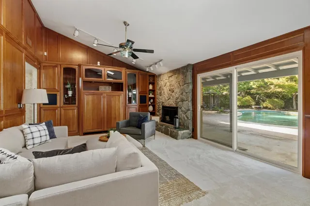 $1,100,000 | 4615 American River Drive, Sacramento, CA 95864